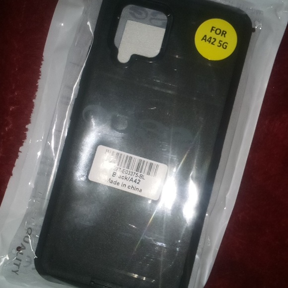 Phone case - Picture 2 of 2